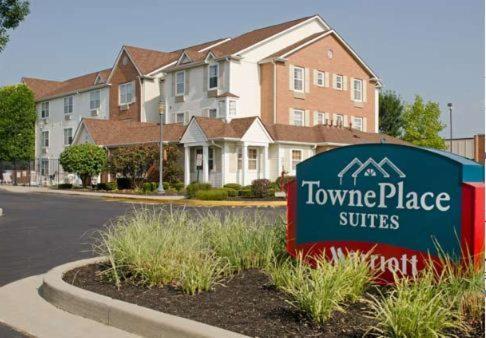 TownePlace Suites Indianapolis Park 100 Main image 1